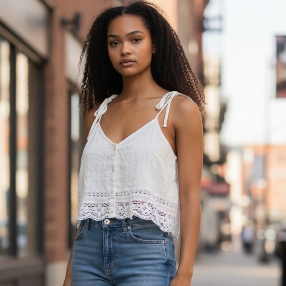 American Eagle White Eyelet Lace Crop Tank Top Tie Strap Button Front Large
